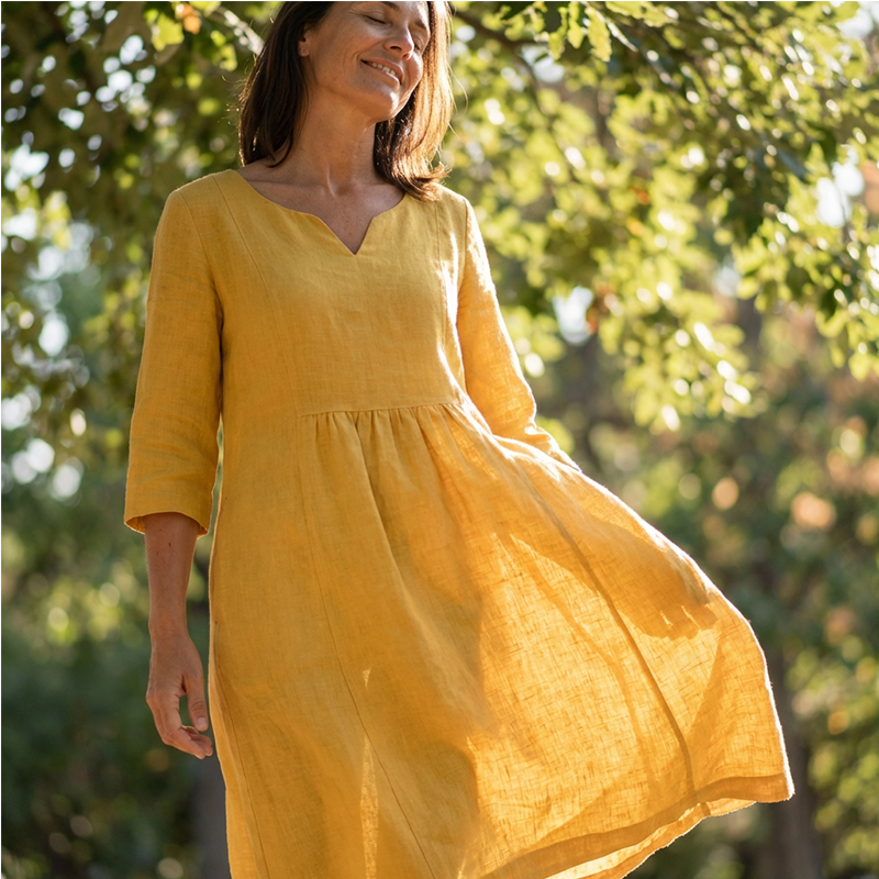 Women's V-Neck Midi Dress with pockets