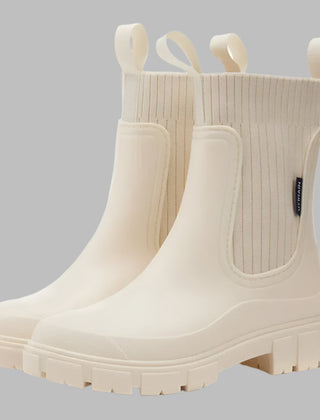 Helga | Women’s Winter Waterproof Chelsea Boots With Classic Design 2