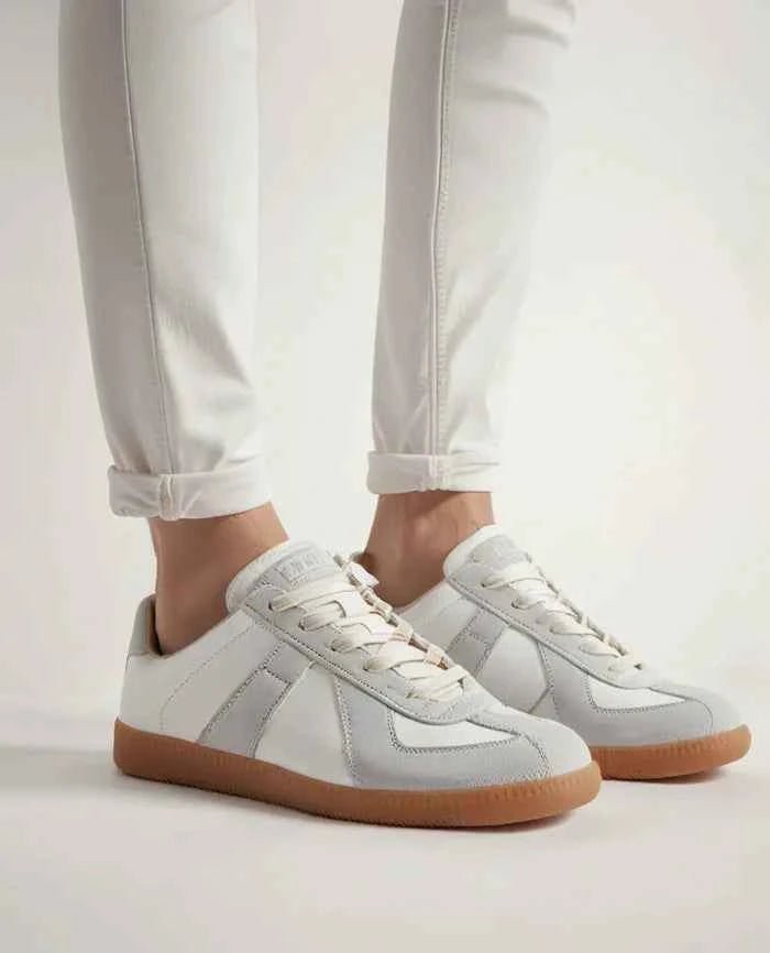 Men's Minimalist Canvas Sneakers | Sleek Casual Footwear for Everyday Style 0