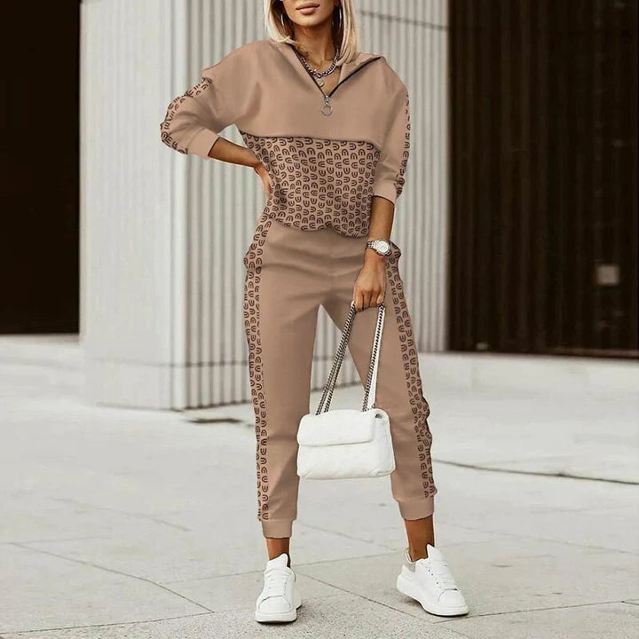 Zora | Women’s Modern Casual Zipper Top Tracksuit - Image 1