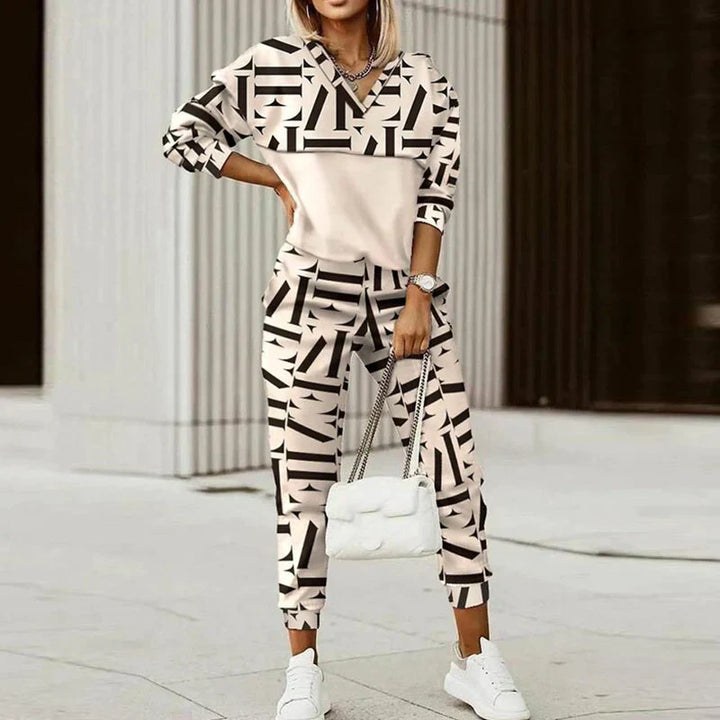 Zora | Women’s Modern Casual Zipper Top Tracksuit - Image 3