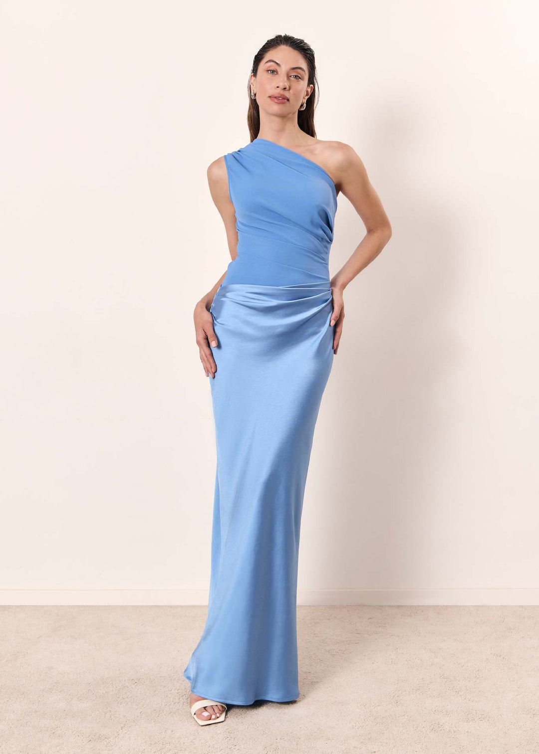 Nikkie | Elegant Maxi Dress - Image 4