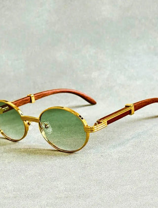 Unisex Elegant Metal Frame Sunglasses | Stylish Wood-Effect Temples with Gradient Tinted Lenses 0