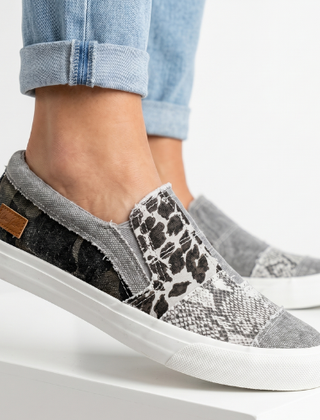 Women's Lightweight Canvas Slip-On Sneakers | Comfortable Everyday Shoes 1