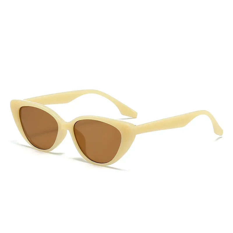Women's Lightweight Cat Eye Sunglasses | Elegant Retro Fashion Accessory 11