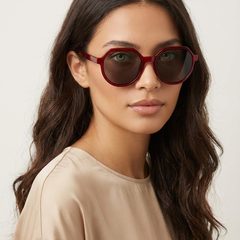 Women's Lightweight Geometric Oversized Sunglasses | Elegant Retro Fashion Accessory 3