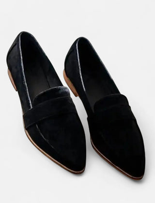 Women's Premium Leather Loafers | Elegant Retro Pointed-Toe Slip-On Shoes 2
