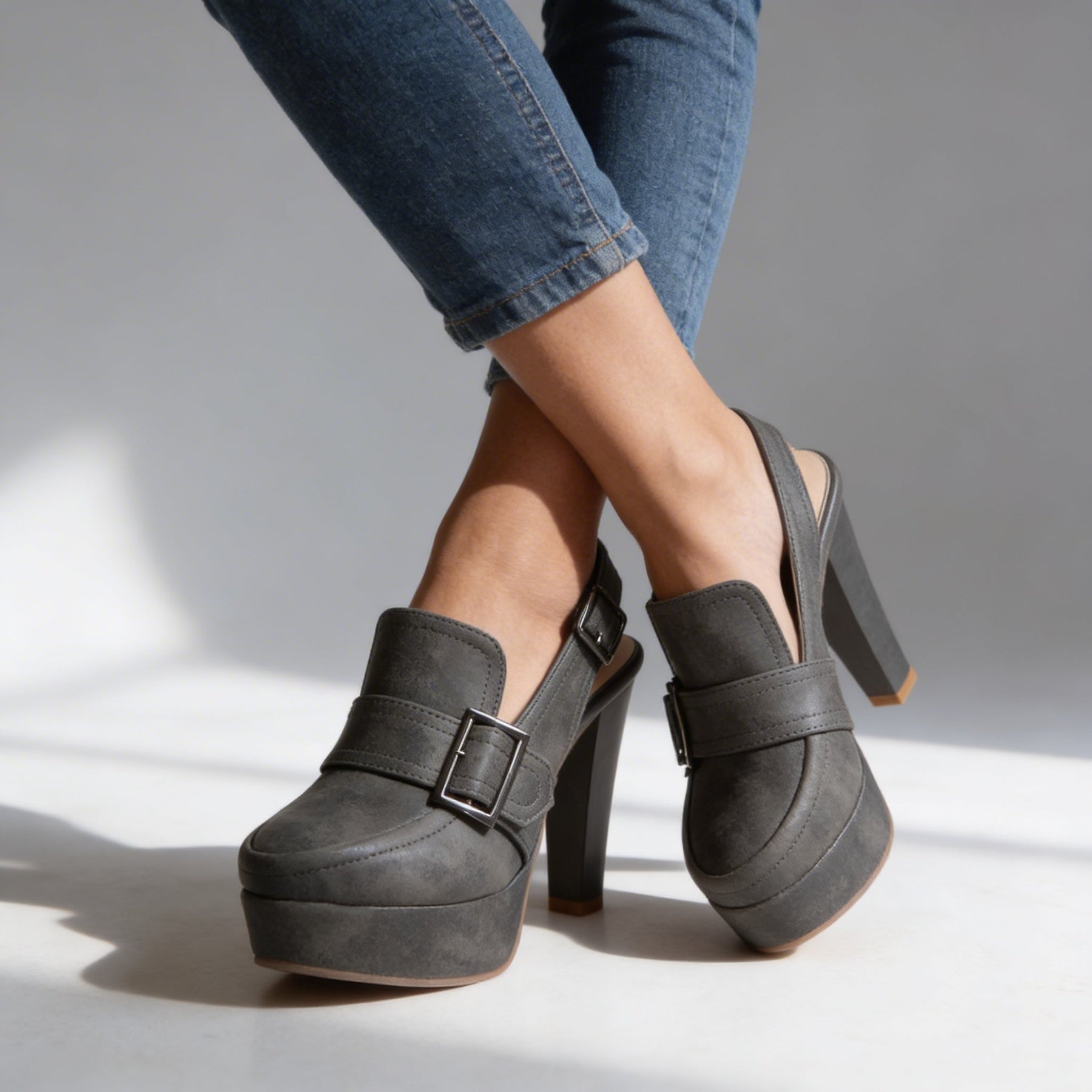 Women's Retro-Inspired Platform Block Heel Slingbacks | Chic Stylish Summer Footwear 7