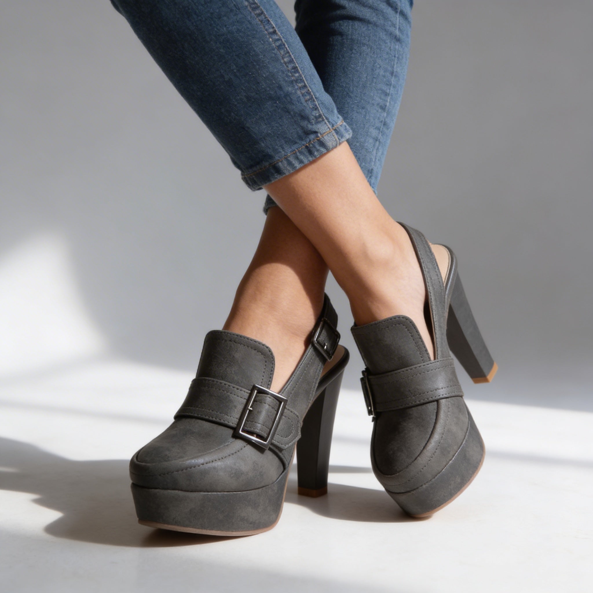 Women's Retro-Inspired Platform Block Heel Slingbacks | Chic Stylish Summer Footwear 7