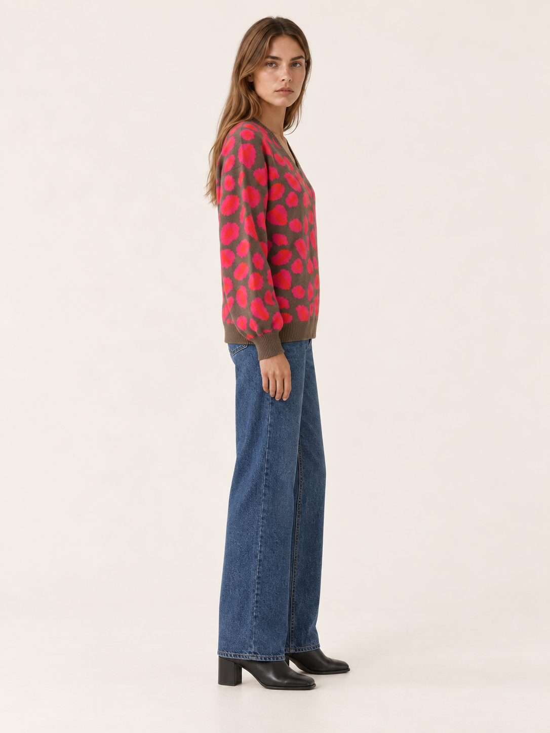 Women’s V-Neck Leopard Print Sweater – Oversized Fit
